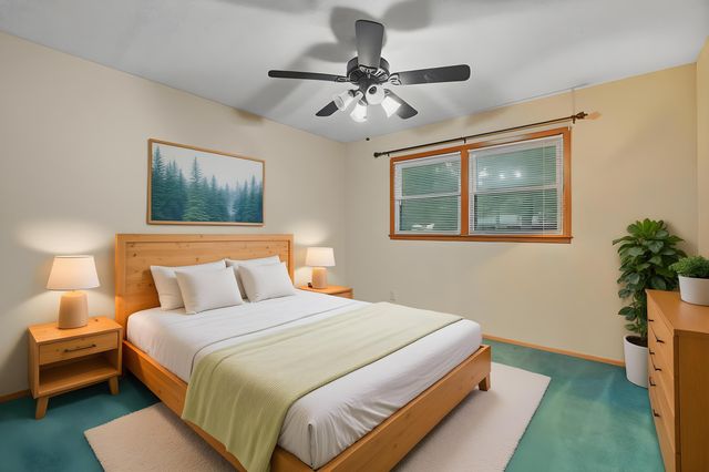 1871 E Shamrock Circle, Springfield, MO 65804