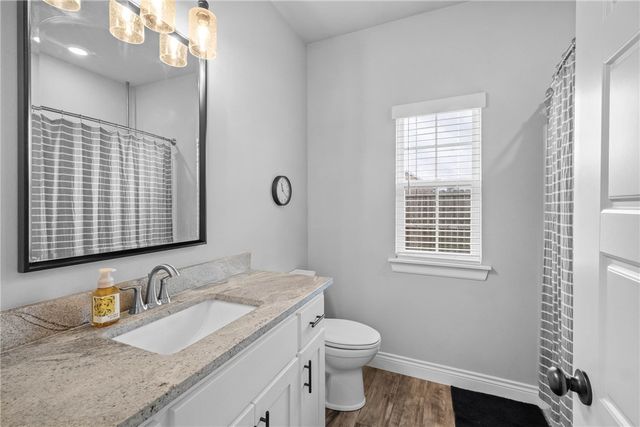 924 Laux Lane, Pea Ridge, AR 72751