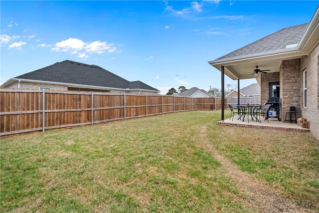 924 Laux Lane, Pea Ridge, AR 72751