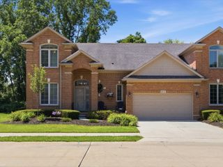 57777 Brookfield Way, Washington Twp, MI 48094