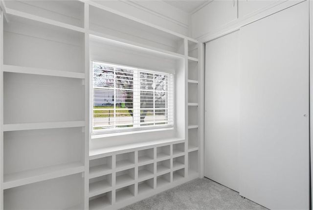 406 E Forest Street, Harrisonville, MO 64701