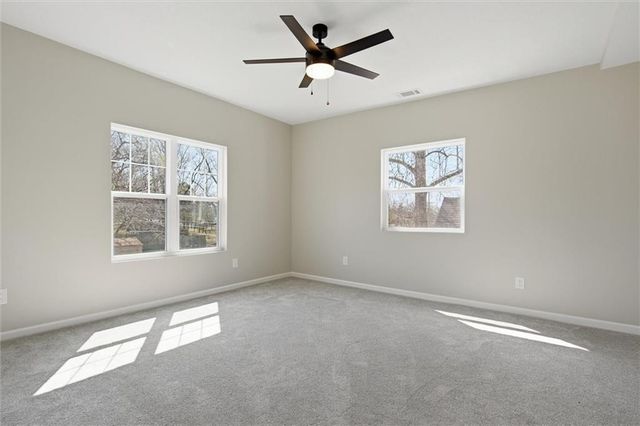 406 E Forest Street, Harrisonville, MO 64701