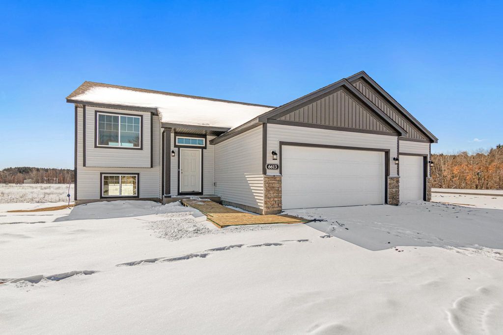 6613 Granby Street, North Branch, MN 55056