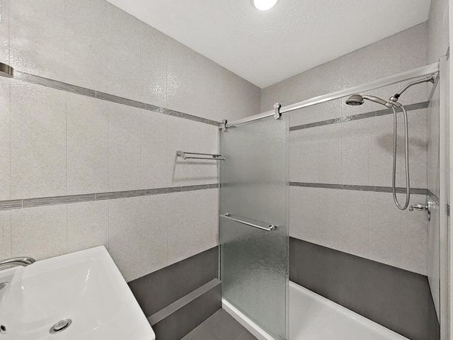 121 BRANDY WINE DRIVE 121, Largo, FL 33771