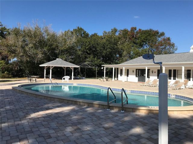 121 BRANDY WINE DRIVE 121, Largo, FL 33771