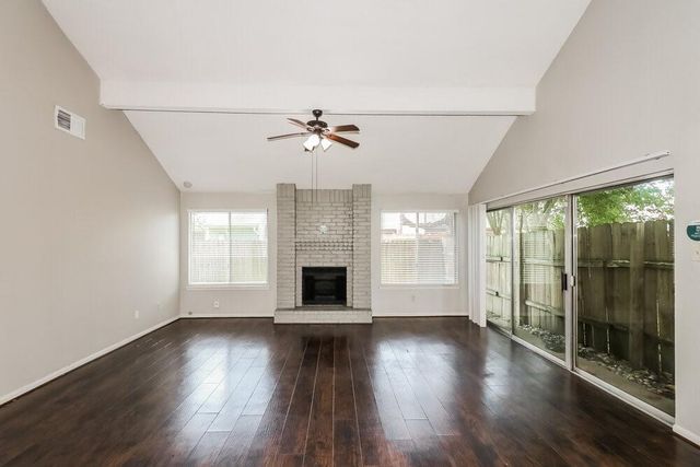 12723 Ashford Knoll Drive, Houston, TX 77082