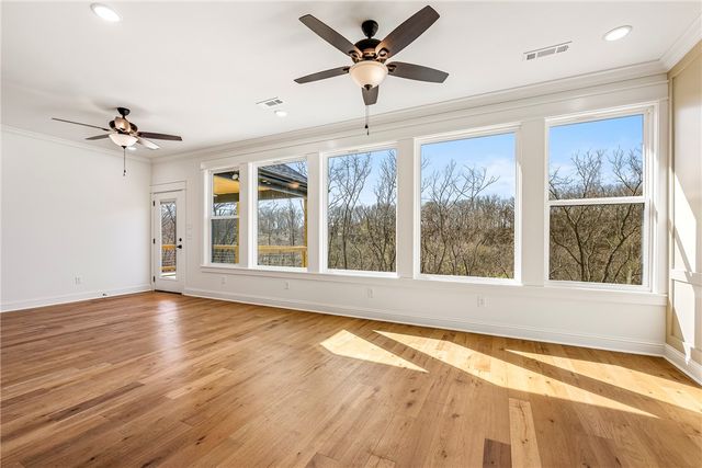 1 Skye Lane, Bella Vista, AR 72715