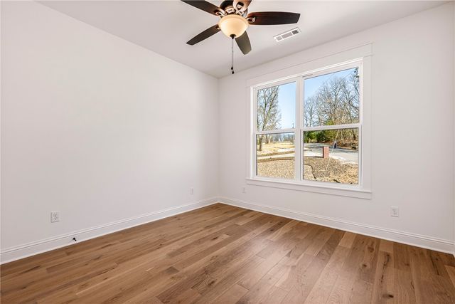 1 Skye Lane, Bella Vista, AR 72715