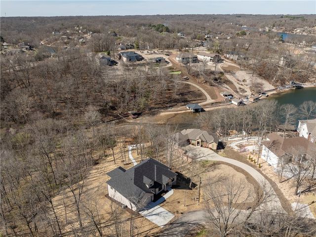 1 Skye Lane, Bella Vista, AR 72715