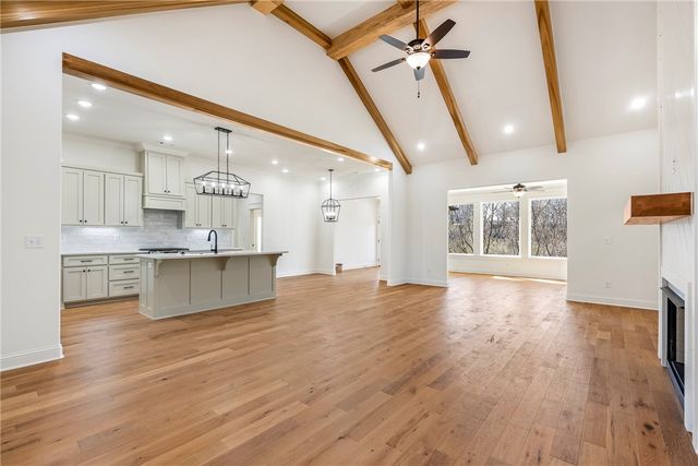 1 Skye Lane, Bella Vista, AR 72715