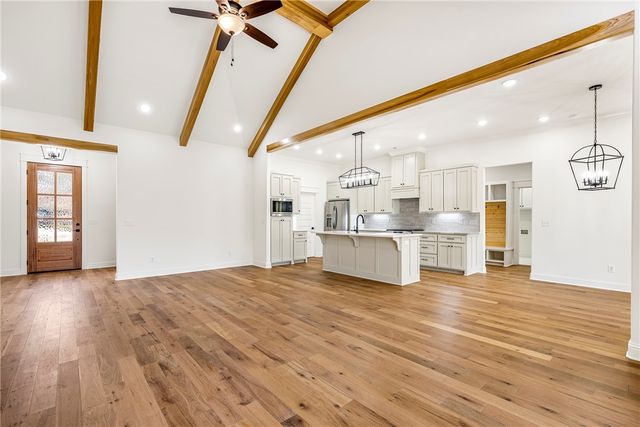 1 Skye Lane, Bella Vista, AR 72715