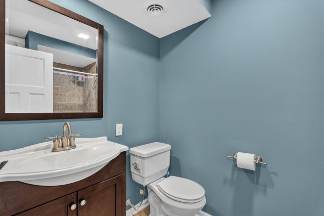 818 Bonnie Lane, Peotone, IL 60468