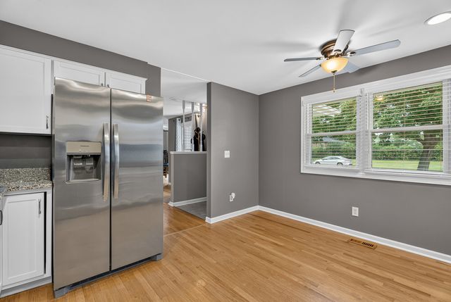 818 Bonnie Lane, Peotone, IL 60468