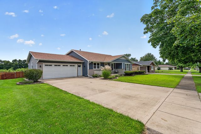 818 Bonnie Lane, Peotone, IL 60468