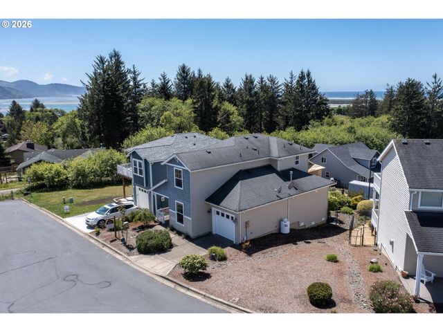 4455 MOONDANCER Ln, Tillamook, OR 97141