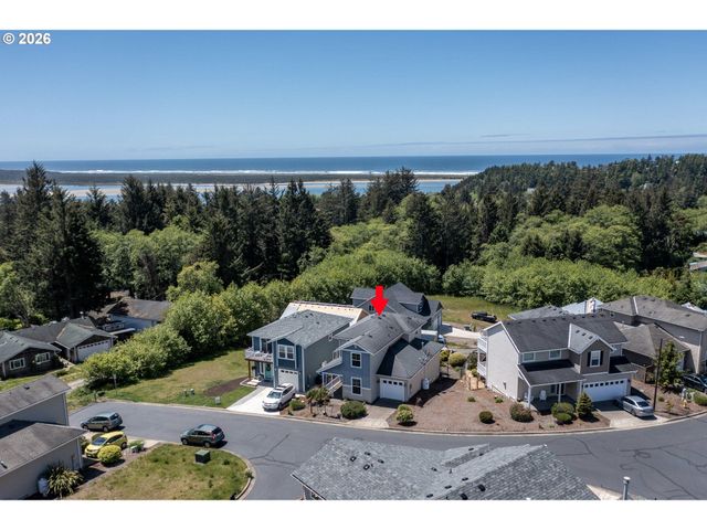 4455 MOONDANCER Ln, Tillamook, OR 97141