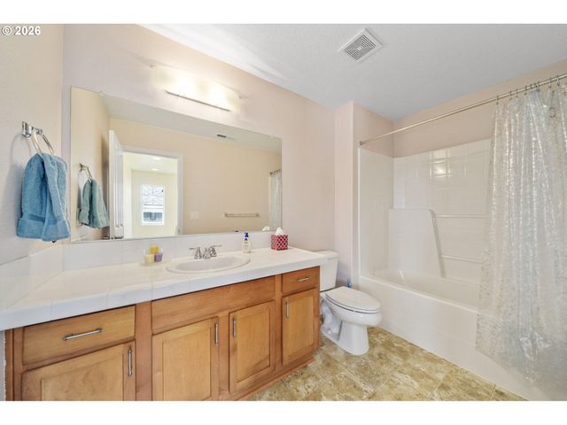 4455 MOONDANCER Ln, Tillamook, OR 97141