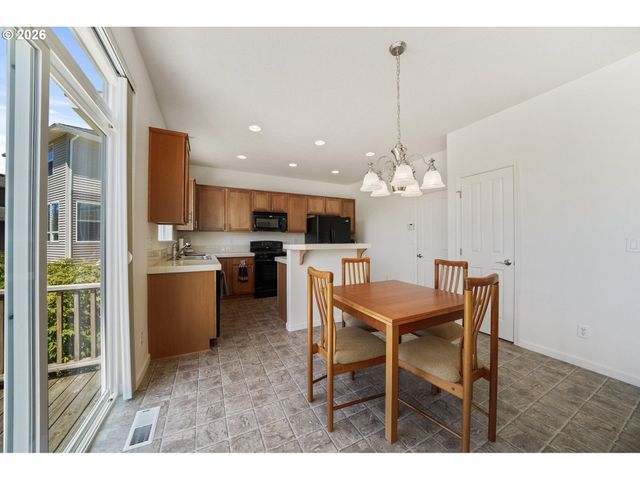 4455 MOONDANCER Ln, Tillamook, OR 97141