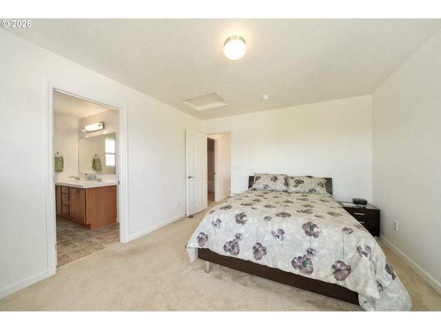 4455 MOONDANCER Ln, Tillamook, OR 97141