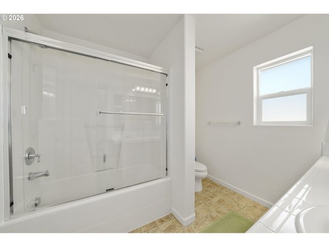 4455 MOONDANCER Ln, Tillamook, OR 97141