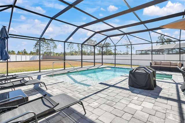 15823 HIGH BELL PLACE, Bradenton, FL 34212