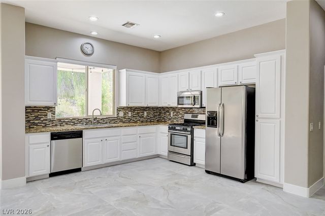 14 Emerald Dunes Circle, Henderson, NV 89052