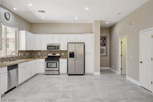14 Emerald Dunes Circle, Henderson, NV 89052