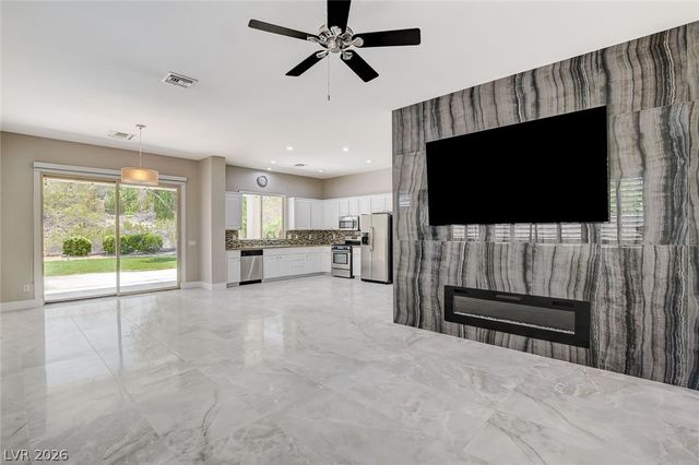 14 Emerald Dunes Circle, Henderson, NV 89052