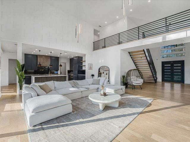 2327 Meadowvale NE Drive, Atlanta, GA 30345