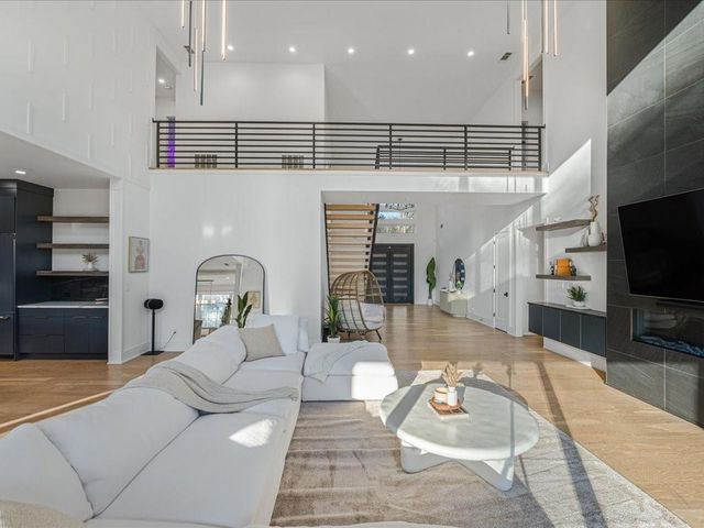 2327 Meadowvale NE Drive, Atlanta, GA 30345