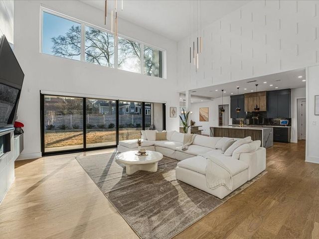 2327 Meadowvale NE Drive, Atlanta, GA 30345