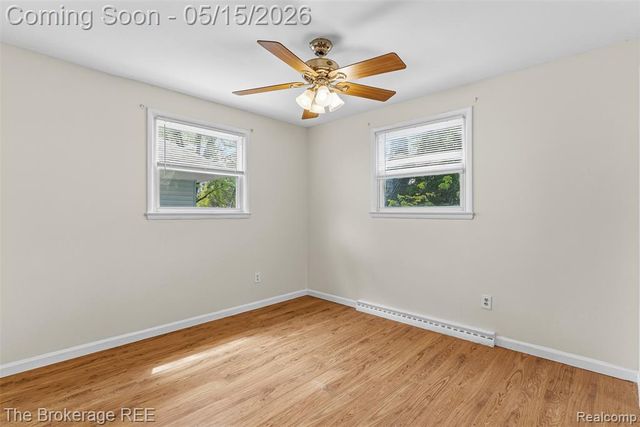 6430 Cloverton Drive, Waterford, MI 48329