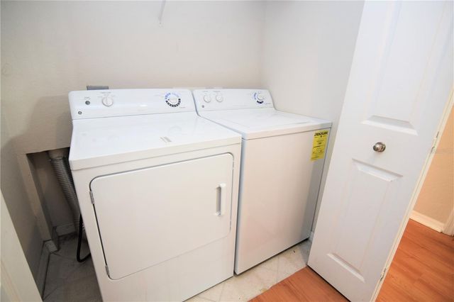 5122 NORTHRIDGE ROAD 202, Sarasota, FL 34238