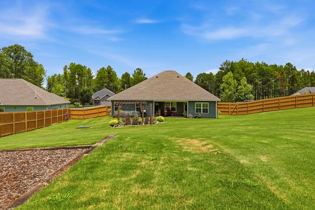 179 Lee Road 2210, Salem, AL 36874