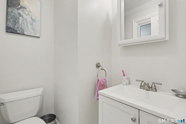 150 Suzanne Circle, Trumbull, CT 06611