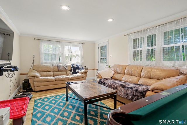 150 Suzanne Circle, Trumbull, CT 06611