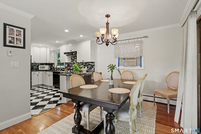 150 Suzanne Circle, Trumbull, CT 06611