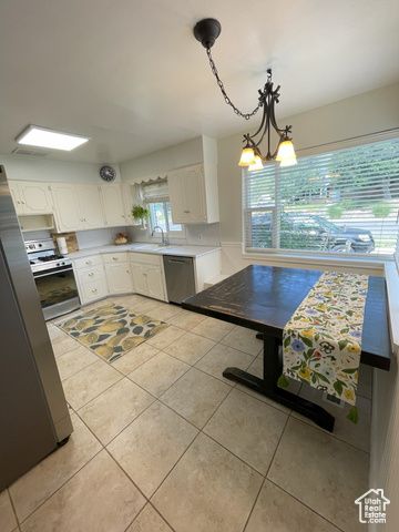 491 N 150 E, Kaysville, UT 84037
