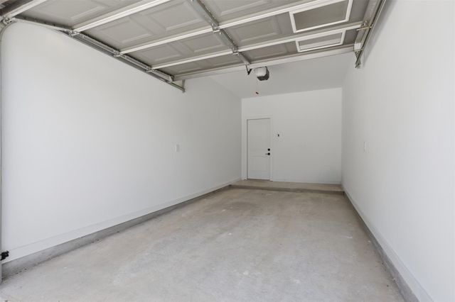 5921 Mountwood Street B, Houston, TX 77091