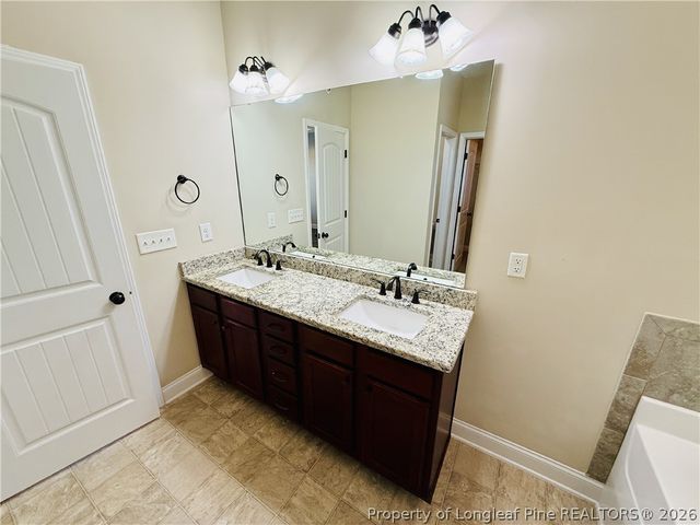 848 Bellingham Way, Fayetteville, NC 28312