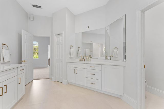 1100 SW 21st Avenue, Boca Raton, FL 33486