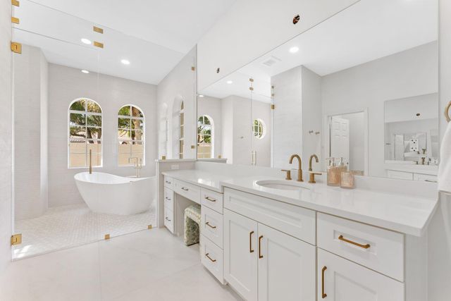 1100 SW 21st Avenue, Boca Raton, FL 33486