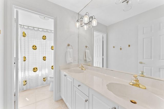 1100 SW 21st Avenue, Boca Raton, FL 33486