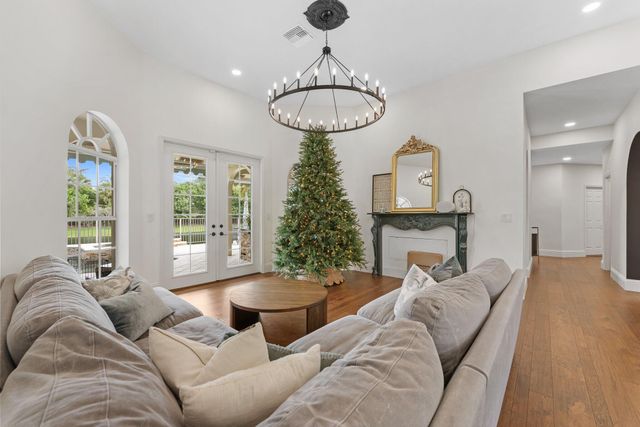 1100 SW 21st Avenue, Boca Raton, FL 33486