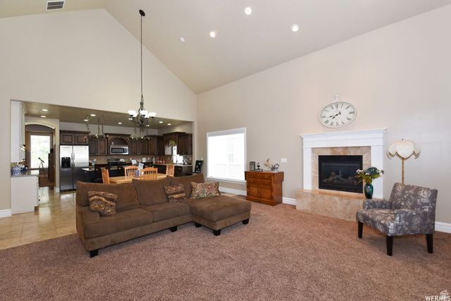 915 FREMONT RD, Bountiful, UT 84010