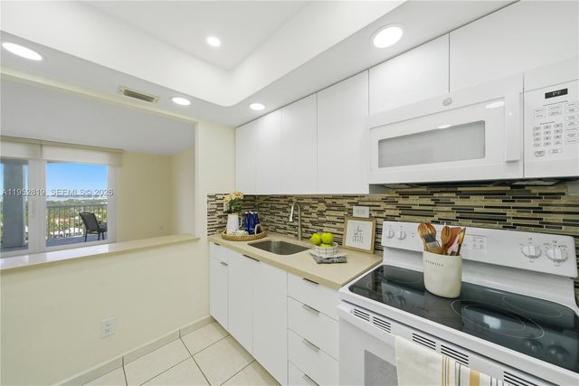 5401 Collins Ave 1129, Miami Beach, FL 33140
