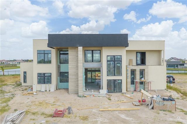 4816 Town Lake Drive, Mcallen, TX 78504