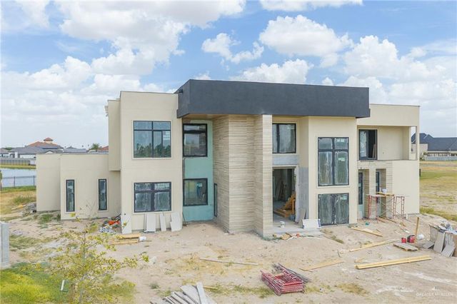 4816 Town Lake Drive, Mcallen, TX 78504