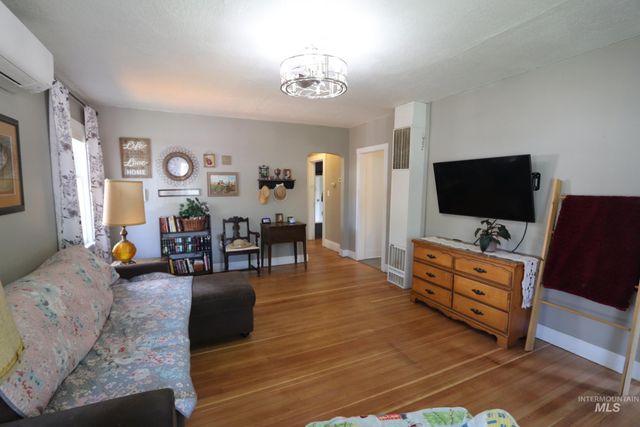 419 12th St, Lewiston, ID 83501