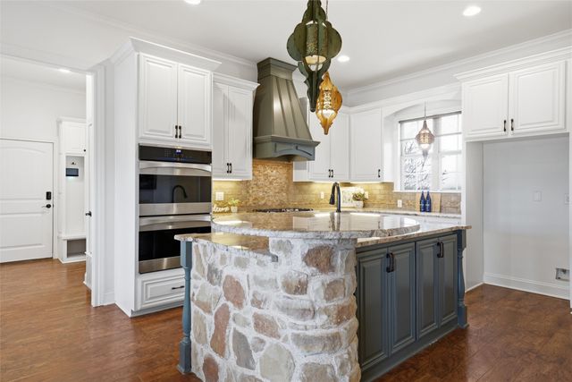 57 Independence Trail, Waco, TX 76708